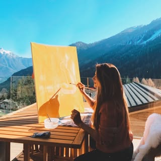 Huma Malik painting